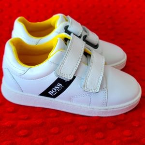 Hugo Boss Boys Toddler sneakers shoes. EU 26 US 9 Worn once. Amazing condition